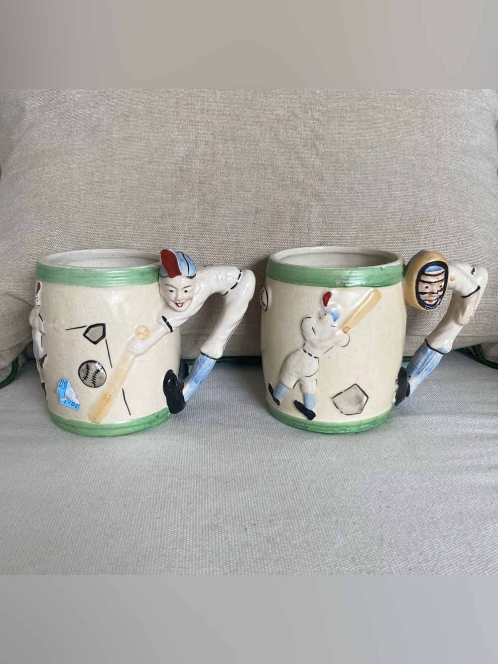 VTG 1940s Occupied Japan Ceramic Baseball Player Catcher Mugs Set of 2 Rare